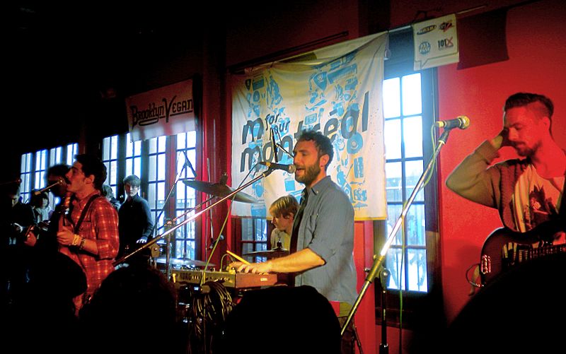 File:Localnatives sxsw2010.JPG