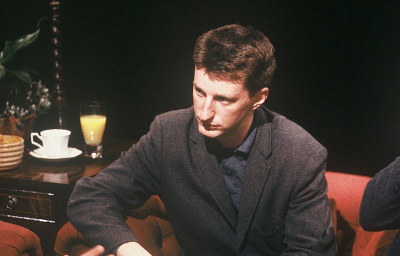 File:Billy Bragg on After Dark.JPG
