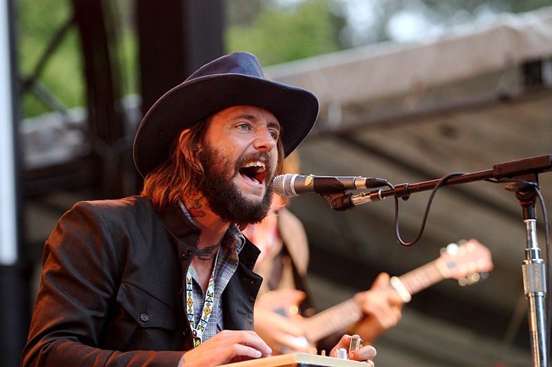 File:Flickr - moses namkung - Band of Horses 4.jpg